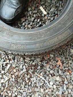 Prodám 4 ks pneu Michelin xzx 135 SR 13