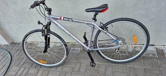 🚴 Prodám krosové kolo Genesis Atlanta – 28", odpružená vi