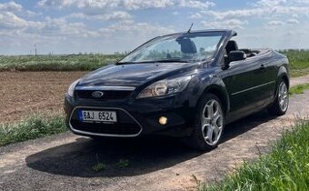 Ford Focus CC/kabriolet/modrá/dobrý stav/tažné zařízení