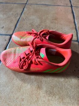 Kopacky adidas predator vel 38