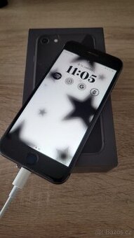 Iphone 8 / 256GB černý