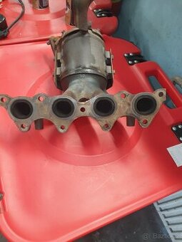 Prodám katalyzátor Kia Hyundai 2B300 W1 EK 3