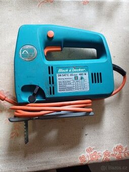 Přímočará pila Black@Decker