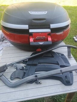 honda CB hornet Nosič kufru + kufr giwi maxia