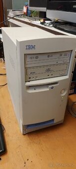 Historické pc Pentium III 530mhz, 384 MB ram, 250 gb HDD