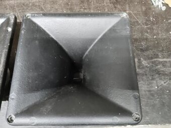 Hlinikove zvukovody horny Megaton pro 1” driver A7570 2ks