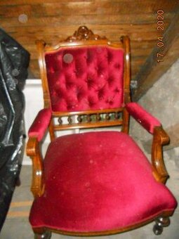 Starožitný nábytek-historismus