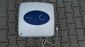 Elektrický ohřívač vody ARISTON 30l