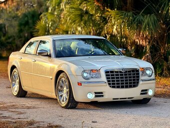 2006 Chrysler 300C 5.7 V8 HEMI | 1.majitel 🇺🇸