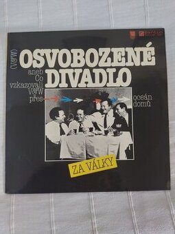 UNIKÁTNÍ  LP,  OSVOBOZENÉ  DIVADLO  ZA  VÁLKY V USA