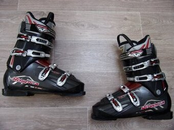 lyžáky 46, lyžařské boty 46, 30,5 cm, Nordica 90