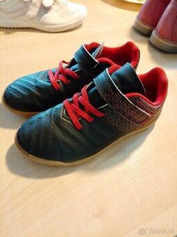 Kipsta Decathlon kopačky futsal