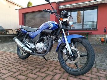 YAMAHA YBR 125