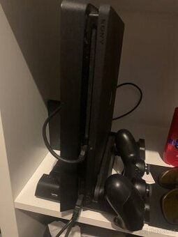 PlayStation 4 slim 500 giga