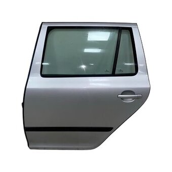 Levé zadní dveře stříbrná metalíza LA7W Škoda Octavia 2 2008