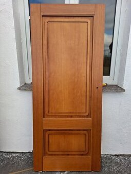 Prodám bytelné interiérové dveře Masonite 80 levé + 90 pravé