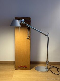 Stolní lampa Artemide Tolomeo