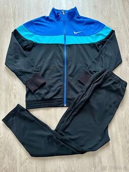 Tepláková souprava Nike 158/164
