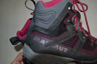 Trekové boty zn. Mammut s GTX membránou vel. 40