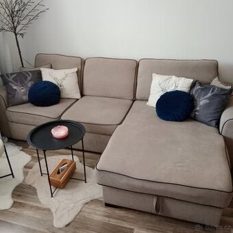 Rozkládací sedačka s úložným prostorem