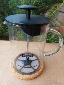 Prodám šlehač, napěňovač mléka Bodum