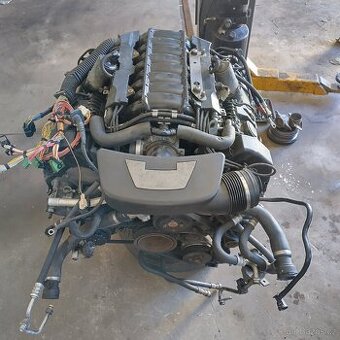 BMW N63B44 A 740i ,750i V8, 650i - zbytek dílů z motoru