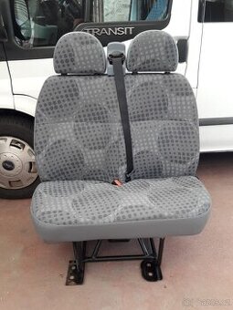 Dvojsedačka Ford Tranzit