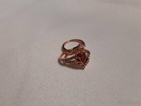 set prstenů růžová květina pozlacená chirurgická ocel - 1