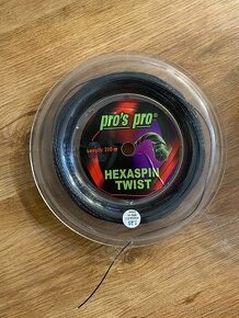 Tenisový výplet Pro’s pro Hexaspin Twist
