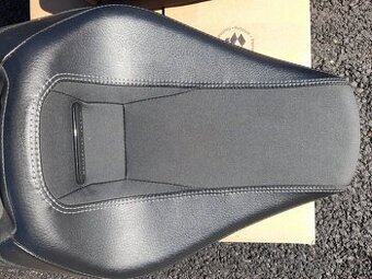 HARLEY DAVIDSON® BREAKOUT M8
