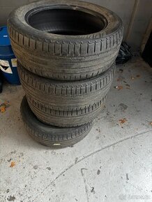 Letní nokian 235/55 R18