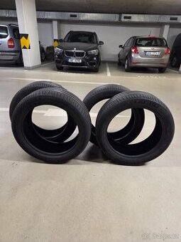 Michelin 235/45 R18