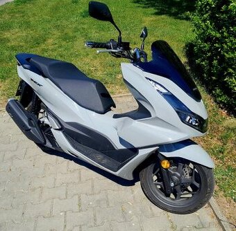 Honda PCX 125, rok 2024