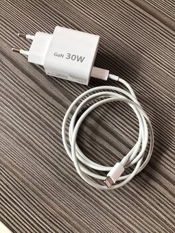 Prodam rychlo nabíječku na Apple 30w