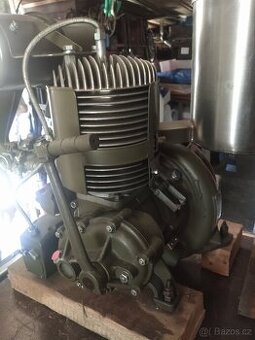 Vojenský stabilní motor TYP ZB7 - A
