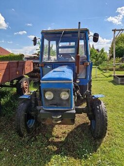 Traktor 6718