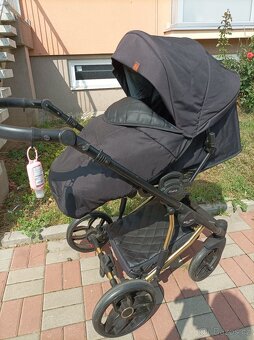 Baby merc piuma Limited