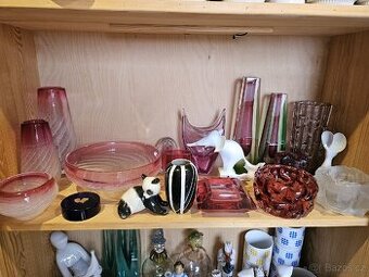 SBÍRÁM: STARÉ VÁZY, RETRO SKLO, HUTNÍ SKLO, FIGURKY, SOŠKY