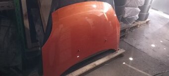 Kapota   Svetlo   Suzuki Swift