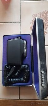 Retro holicí strojek