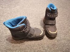 Dětské zimní boty velikosti 32