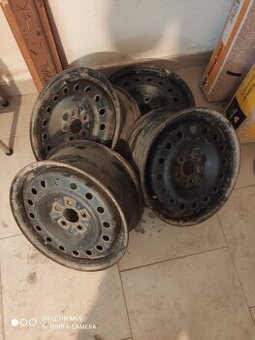 Prodám 4x plechový disk ET38 5x100x57.1