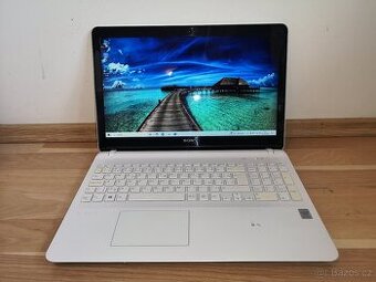 Notebook Sony Vaio SVF153B1YM