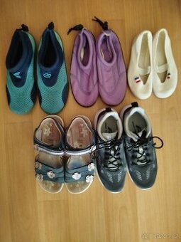 Sandálky Superfit vel. 35