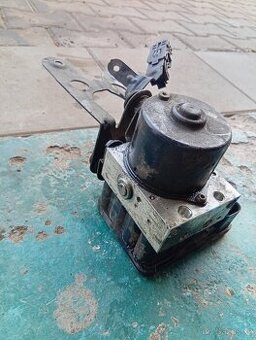 Prodám ABS na VW golf 5. 1.4 TSI , 103 kw