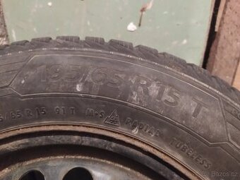 Zimné pneumatiky na plechových diskoch