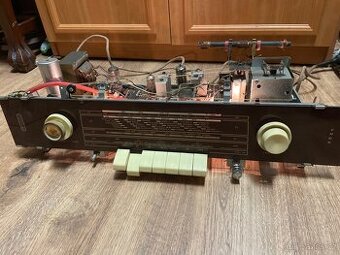 Šasi Radia Tesla 1014A Fuga - 1