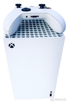 Xbox series X robot white