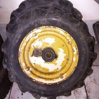 Tera vari litinová kola se závažím