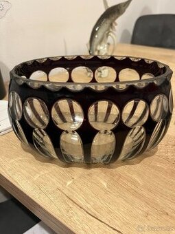 Starožitná rubínová mísa